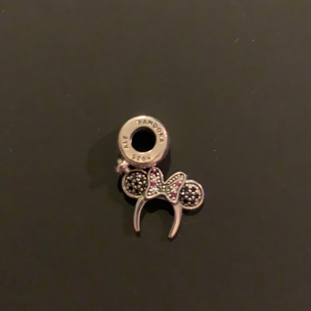 Genuine. Rare. Minnie Mouse Pandora Headband Charm. NWOT condition